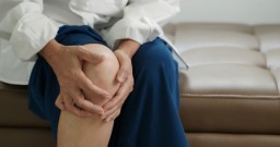 Arthritis &vert; Causes&comma; symptoms and treatment