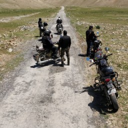 ladakh motorcycle tours